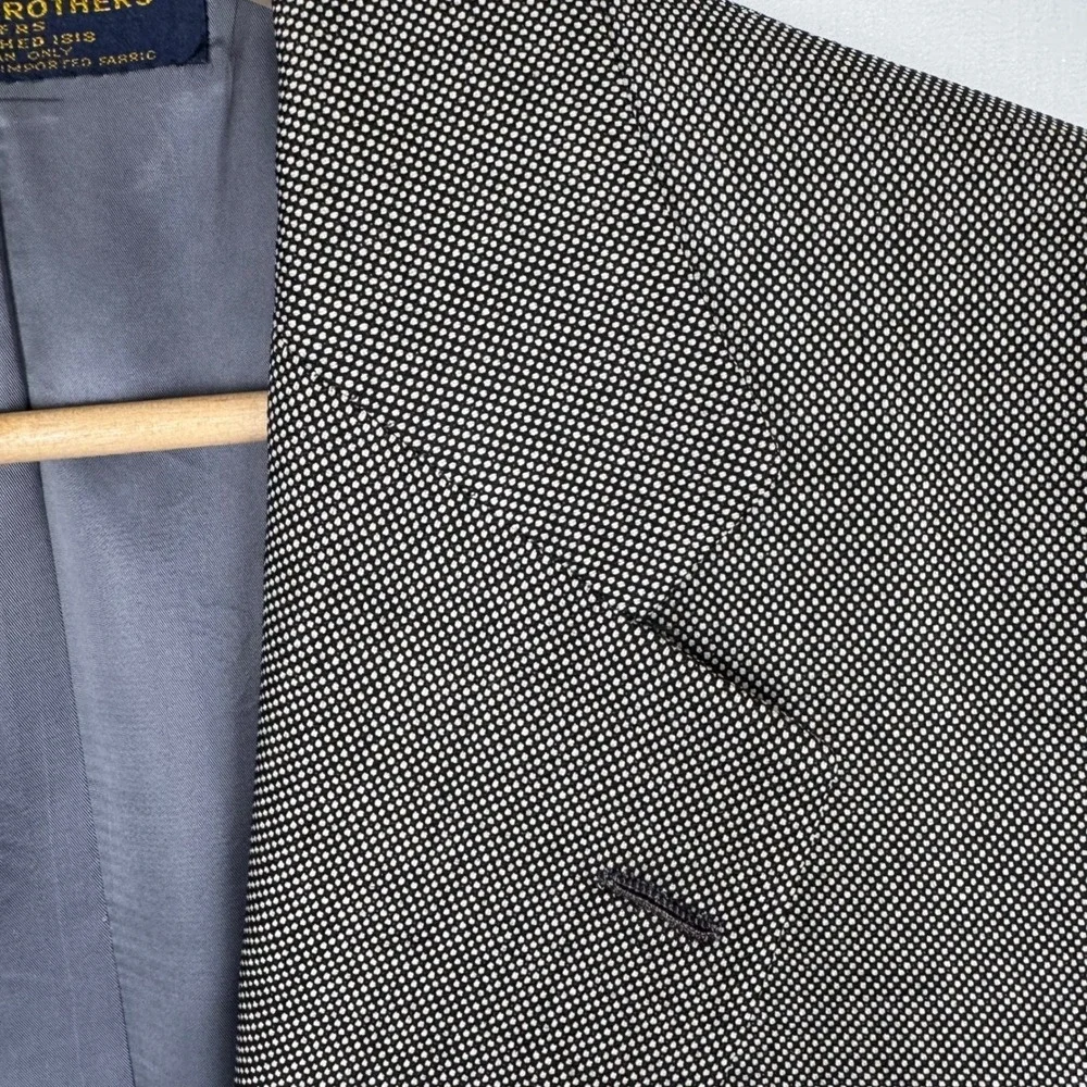 Brooks Brothers Sport Coat Mens 42L Black Wool Textured Two Button Blazer Jacket